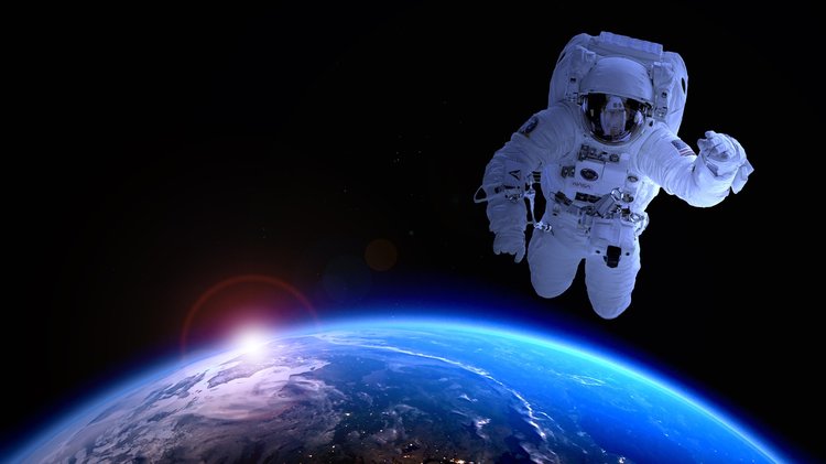 Astronaut im Weltraum