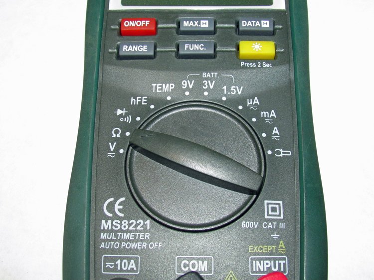 Multimeter u.a zur Messung des elektrischen Widerstandes