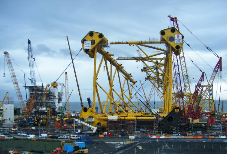 Baustellenanordnung für eine Ölplattform